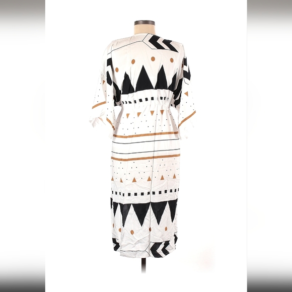 Cute Geometric Kimono - Picture 2 of 4